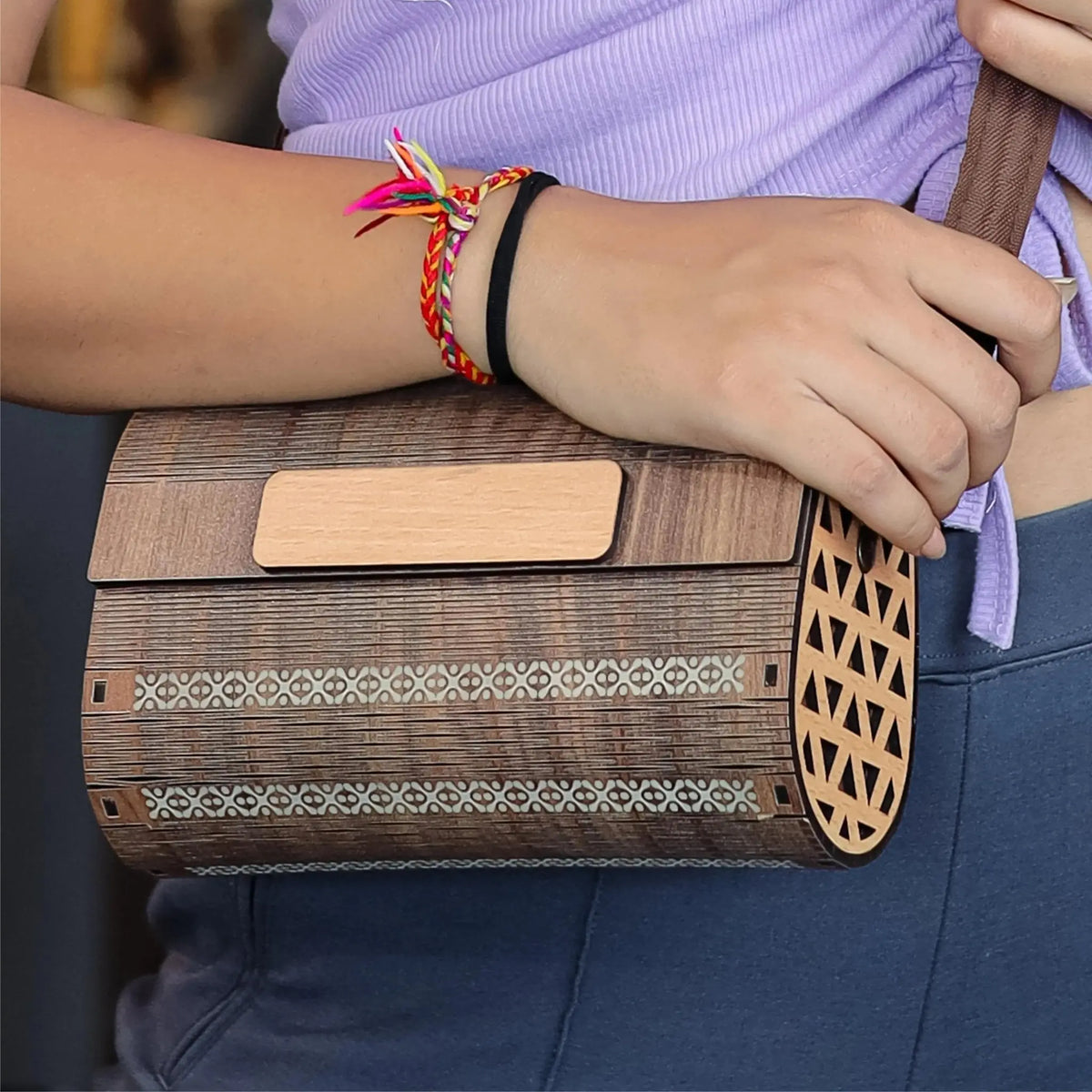 Laser Art Artisan Elegance: Handcrafted Wooden Clutches for Women - Unique Purse Designs for Every Occasion