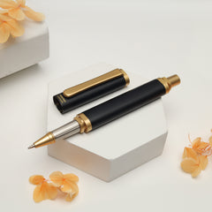 Personalized Black & Gold Pen - A Sophisticated Writing Instrument for Professionals, Art Lovers, and Special Occasions