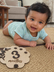 Photo Posing Props Wooden Baby Monthly Milestone Board